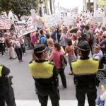  El PSOE estudia llevar la gestión privada del deporte sevillano a los tribunales