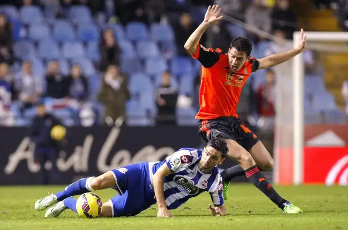 0-0. La Real de Moyes malgasta ocasiones y se estrena con empate en Riazor 0-0. La Real de Moyes malgasta ocasiones y se estrena con empate en Riazor