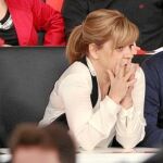 LA IMAGEN. Rubalcaba, ayer en un momento del Comité federal junto a Elena Valenciano, que conversa con Patxi López y Trinidad Jiménez