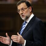 «Intente ser justo en algunas de las cosas que dice», pide Rajoy a Cayo Lara