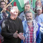 Juan Manuel Sánchez Gordillo, acompañado por Diego Cañamero, en una de las marchas del SAT