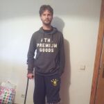 Rafael Vidal sufrió una rotura de tibia en noviembre y tiene que caminar con muleta y con un armazón metálico en la pierna que proteja la extremidad