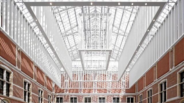 La rehabilitación del Rijksmuseum de Ámsterdam, obra de Cruz y Ortiz, es uno de los grandes ejemplos del trabajo de firmas españolas