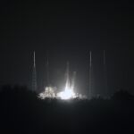La cápsula Dragon de SpaceX despega con carga para la Estación Espacial