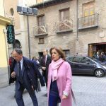 Ana Botella explica a las monjas trinitarias el hallazgo