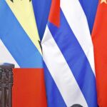 El presidente chino, Xi Jinping, en su discurso del I foro Ministerial con la CELAC, junto al presidente venezolano, Nicolás Maduro, ayer