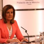 Fátima Báñez, durante una de las anteriores renovaciones del Plan Prepara.