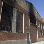 En el interior de la nave incendiada se encontraban en ese momento 14 personas de origen subsahariano