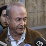 El juez José Castro, que instruye el caso Nóos, a la salida de los juzgados de la capital balear tras dictar el auto de apertura de juicio oral