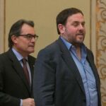 El presidente de la Generalitat, Artur Mas, y el líder de ERC, Oriol Junqueras