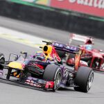 Red Bull por delante de Ferrari. La escudería austríaca, que ha sido la gran dominadora esta temporada, volverá a ser favorita el año que viene a pesar de los numerosos cambios