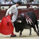 Juan del Álamo se dispone a realizar un cambio de mano, en imagen de archivo