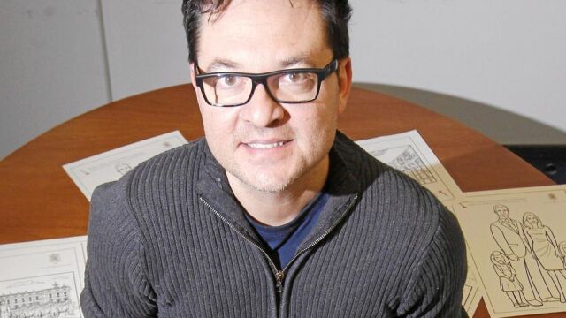 Paco Sáez: «El directivo de una multinacional tiene un despacho más ostentoso que el Rey»