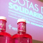 Solán de Cabras lanza una botella rosa para apoyar a mujeres con cáncer de mama
