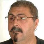 Si ha visto a este hombre, llame al 927426254 o 091
