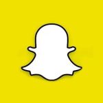 Snapchat incorpora ChatGPT para que hables con la IA de OpenAI como si fuera un contacto más.