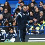 Jose Mourinho, durante el encuentro disputado ayer por su equipo ante el Burnley.