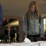 Las elecciones arrancan en 21 países