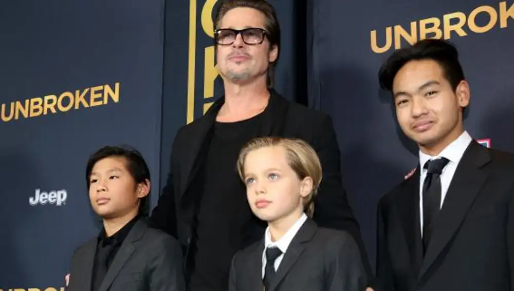 Pax Jolie-Pitt, Brad Pitt, Shiloh Jolie-Pitt y Maddox Jolie-Pitt