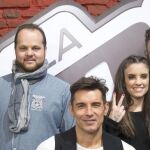 Jesús Vázquez junto a los cuatro talents finalistas de "La Voz"