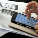 La nueva batería permite cargar el móvil en solo un minuto