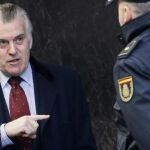 Luis Bárcenas a su llegada a la Audiencia Nacional para comparecer.