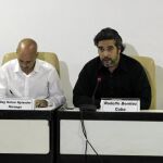 El garante cubano Rodolfo Benítez (c-d), acompañado del también garante, el noruego Dag Halvor Nylander (c-i), del exvicepresidente de Colombia Humberto de la Calle (i) y del comandante de las Fuerzas Armadas Revolucionarias de Colombia (FARC), Iván Márquez (d), lee un documento hoy, sábado 7 de marzo de 2015, en La Habana (Cuba)..