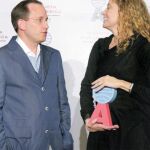 Ángela Becerra, junto al finalista, Pedro Ángel Palou, se encerró en un hotel de Florencia para escribir «Ella, que todo lo tuvo»
