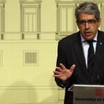 El conseller de Presidencia y portavoz del Govern, Francesc Homs, durante su comparecencia hoy en el Palau de la Generalitat
