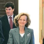 La ministra de Economía, ayer junto a los secretarios de Estado de Hacienda (izq.) y de Economía