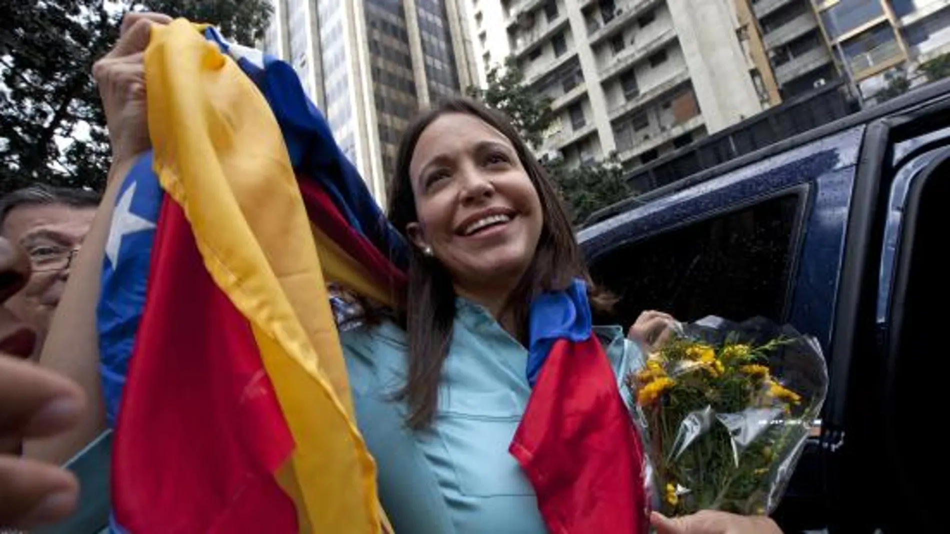 La excongresista y líder opositora, Maria Corina Machado, tras salir de la Fiscalía