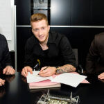 Marco Reus, en el acto de la firma de su nuevo contrato