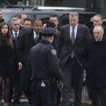 El alcalde de Nueva York, Bill de Blasioacude al velatorio