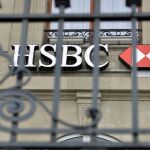 Logo de la entidad HSBC Private Bank fotografiado en Ginebra (Suiza)