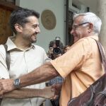 El candidato de Compromís a la Alcadía de Valencia, Joan Ribo (izqda), y el de València en Comú, Jordi Peris