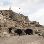 Imagen de la entrada a los túneles que conducían al castillo de Tokat, en los que han sido localizadas las mazmorras