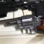 Los Mossos intervienen 42 armas