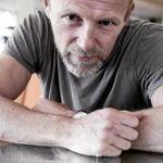 Jo Nesbø: «Hay que leer atentamente porque el escritor tratará de manipularte»