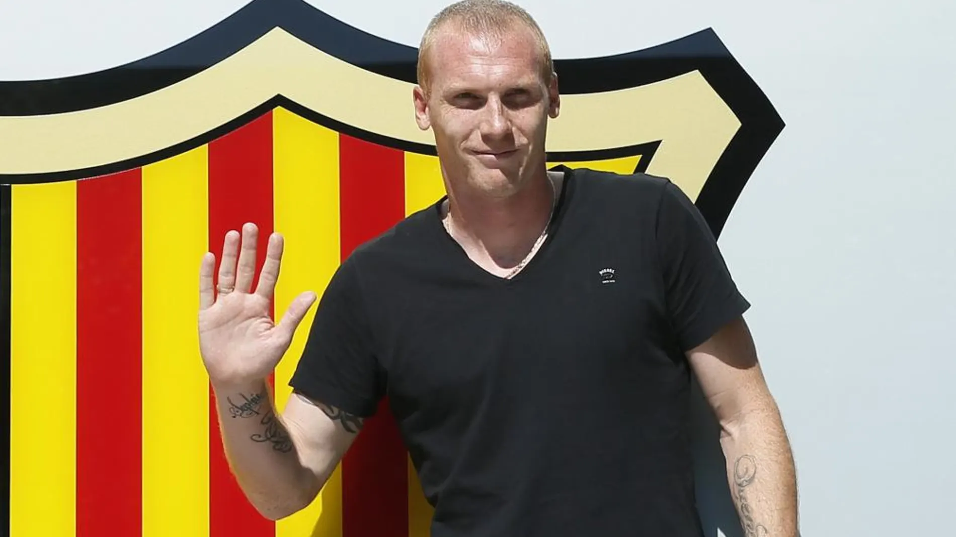 Jérémy Mathieu cuando fichó con el Barcelona.