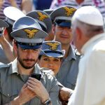 El Papa con varios guardas forestales, en la audiencia de hoy