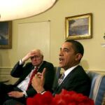 El jefe de comunicaciones de obama deja la Casa Blanca por una investigación del FBI