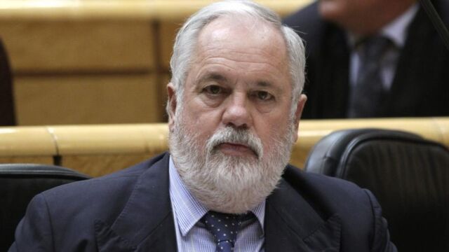 Miguel Arias Cañete, durante una sesión de control al Gobierno en el pleno de la Cámara Alta