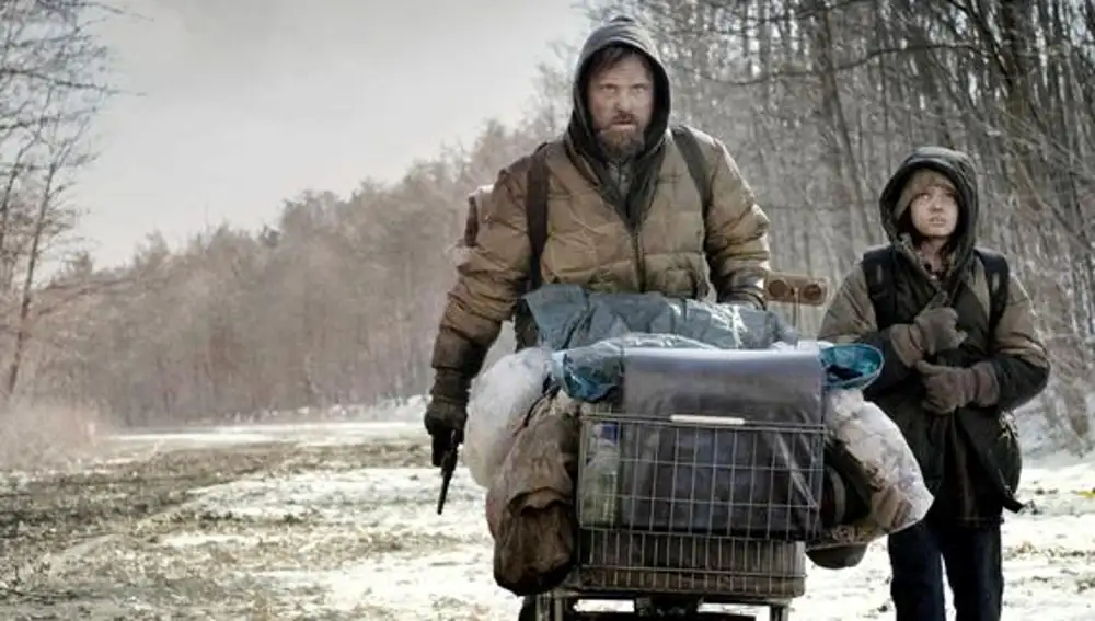 Fotograma de la película La carretera (The Road), 2009, de John Hillcoat; un posible escenario de invierno nuclear