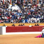 Talavante congrega a 4.000 niños en Olivenza