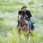 Viggo Mortensen interpreta al capitán Gunnar Dinesen, que pone rumbo a la Patagonia