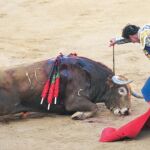 En Pamplona, duelo y triunfos