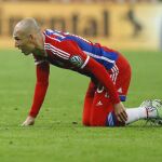 Robben sufrió un desgarro en el gemelo izquierdo minutos después de salir al campo