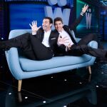Manel Fuentes y Arturo Valls llegan con «Los viernes al show» en Antena 3