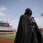 Alemania recurre a Darth Vader para concienciar a los ciclistas del uso del casco