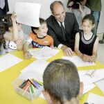 Camps apuesta por la sanidad